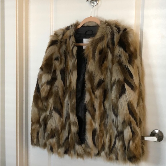 Faux Fox Fur Coat - Picture 2 of 5